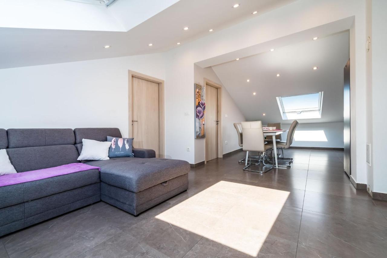 Apartman Dunatov Preko Dış mekan fotoğraf